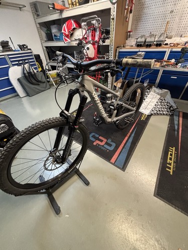 Specialized enduro comp - specialized,